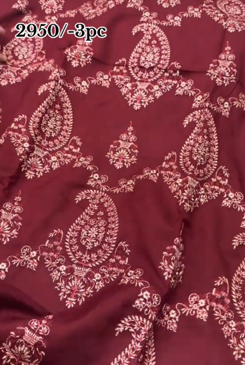 Dua Aizal – Maroon Royale